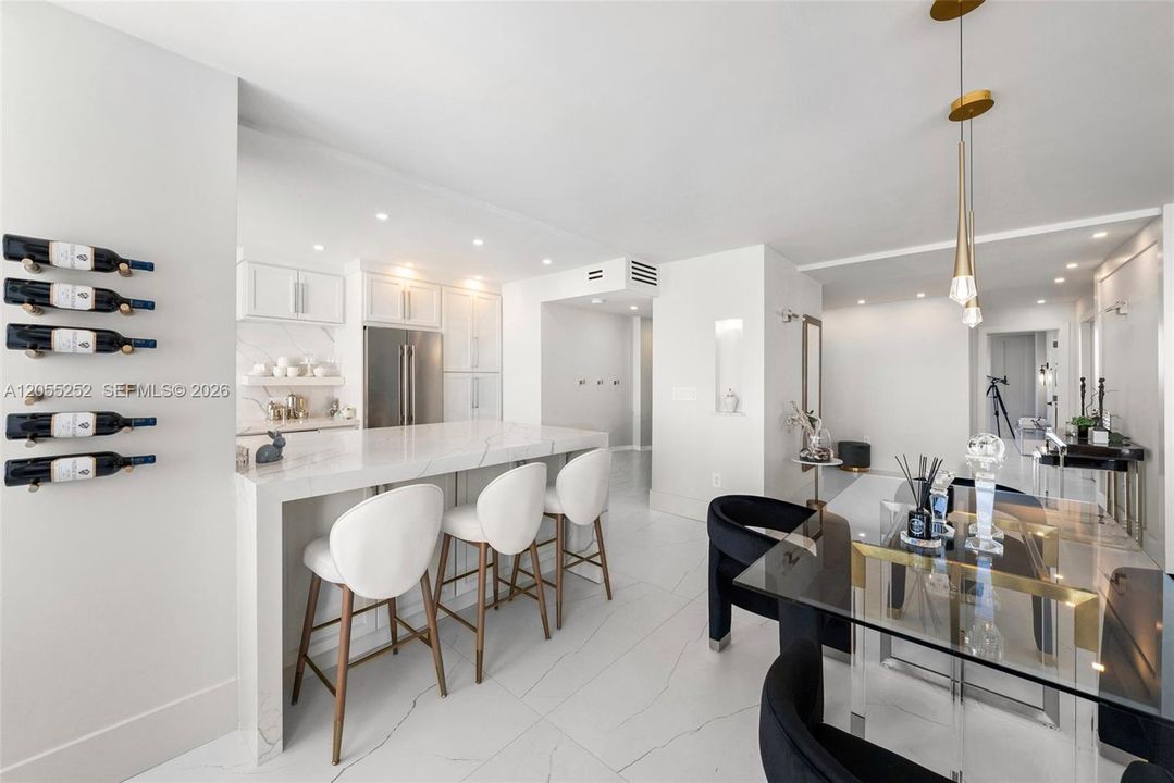 В аренду: $7,950 (2 спален, 2 ванн, 1450 Квадратных фут)