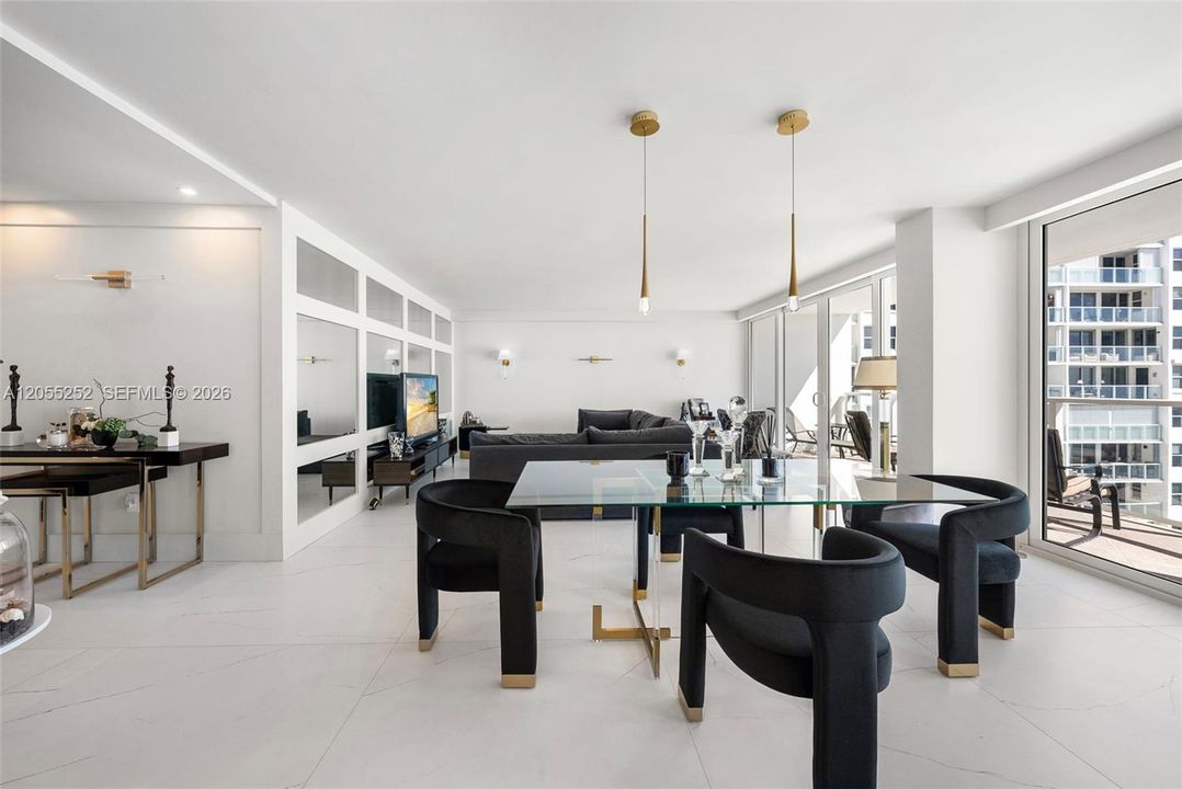 В аренду: $7,950 (2 спален, 2 ванн, 1450 Квадратных фут)
