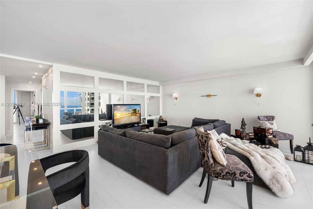 В аренду: $7,950 (2 спален, 2 ванн, 1450 Квадратных фут)
