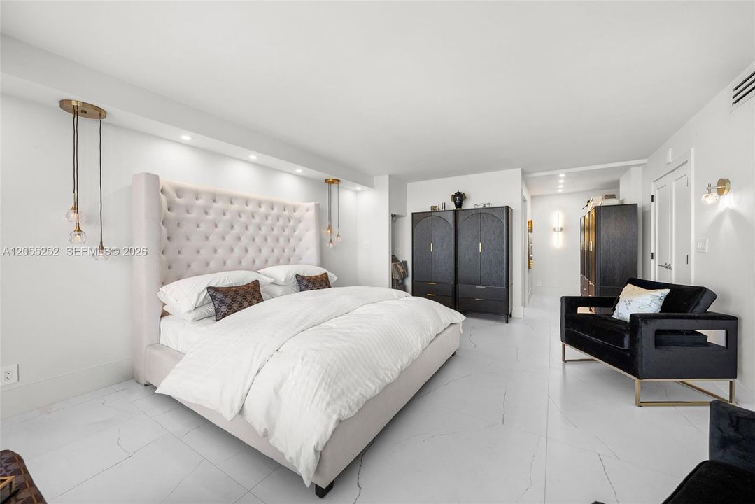 В аренду: $7,950 (2 спален, 2 ванн, 1450 Квадратных фут)