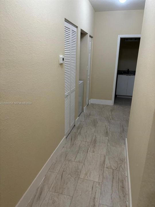 For Rent: $1,950 (3 beds, 2 baths, 1182 Square Feet)