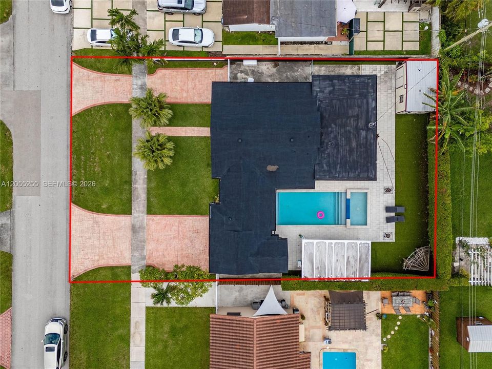 En Venta: $799,000 (4 camas, 3 baños, 1491 Pies cuadrados)