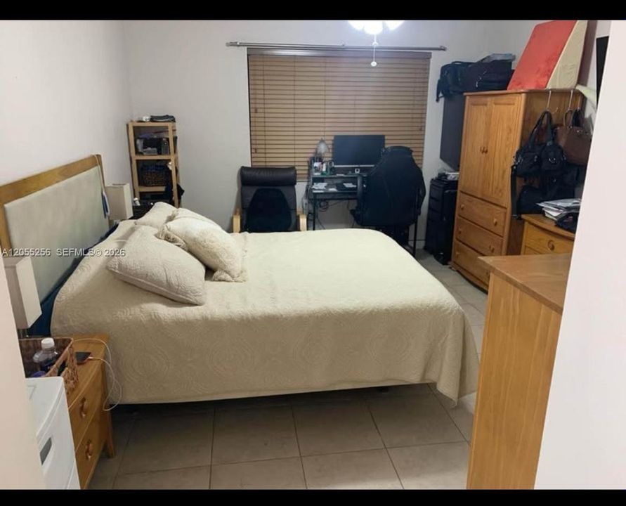 На продажу: $260,000 (2 спален, 2 ванн, 897 Квадратных фут)