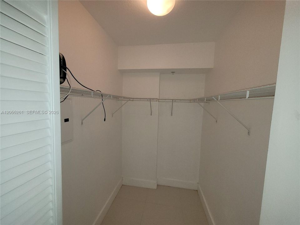 En Renta: $4,100 (2 camas, 2 baños, 1227 Pies cuadrados)
