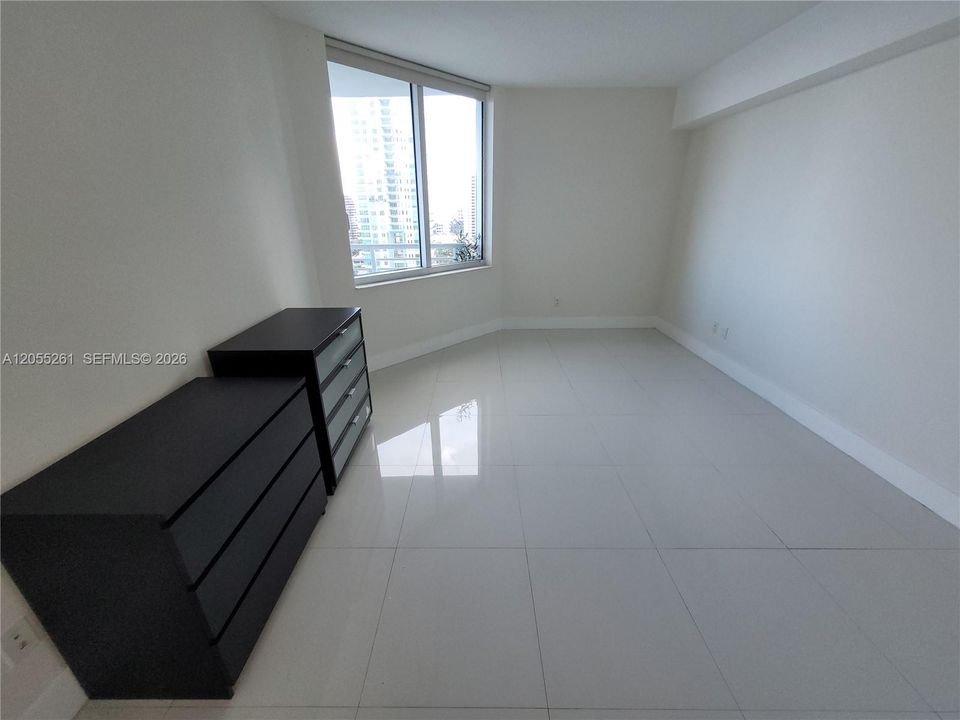 En Renta: $4,100 (2 camas, 2 baños, 1227 Pies cuadrados)