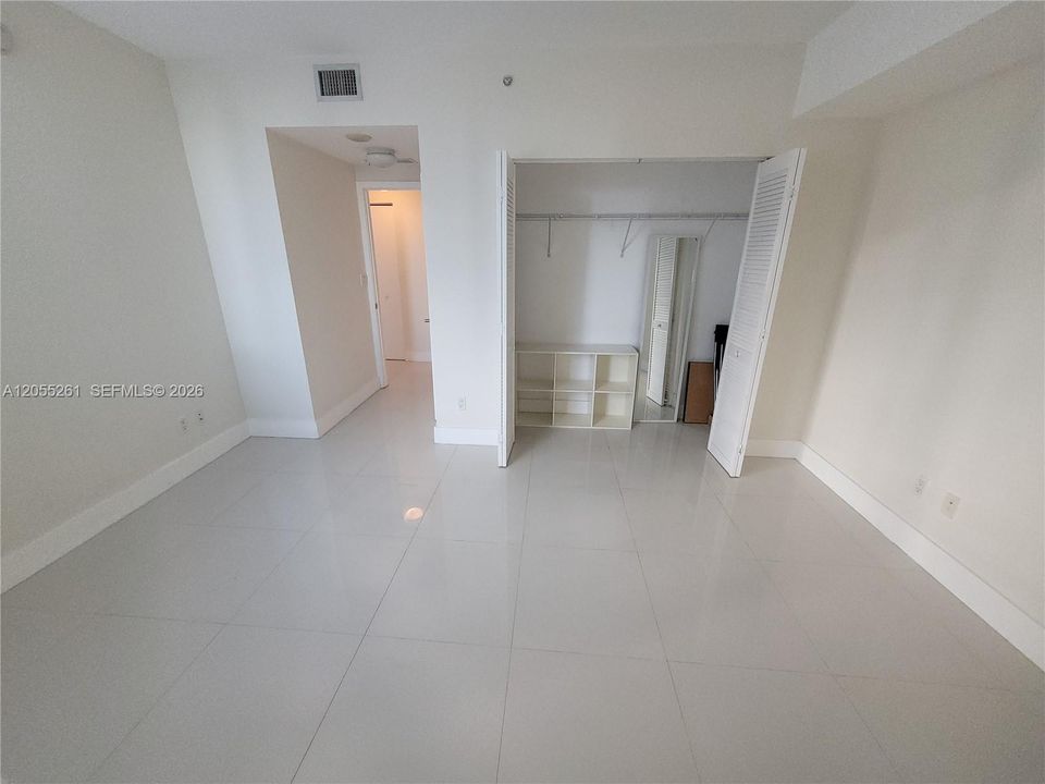 En Renta: $4,100 (2 camas, 2 baños, 1227 Pies cuadrados)