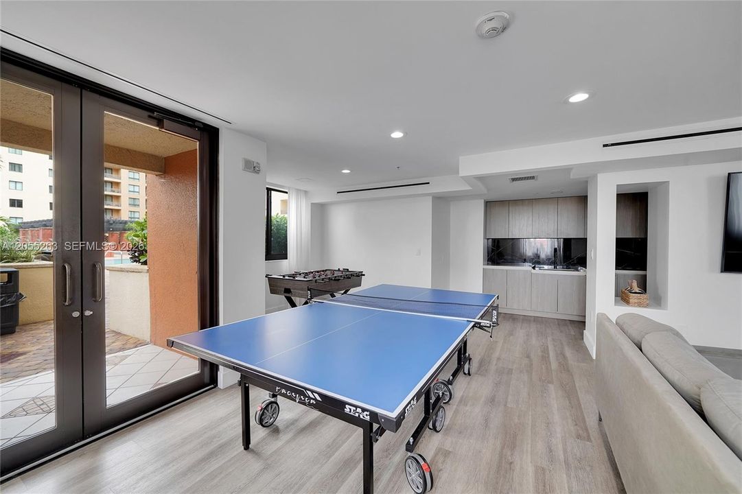 En Venta: $475,000 (2 camas, 2 baños, 1244 Pies cuadrados)