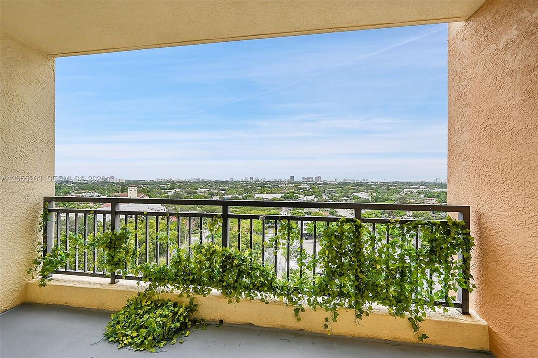 En Venta: $475,000 (2 camas, 2 baños, 1244 Pies cuadrados)