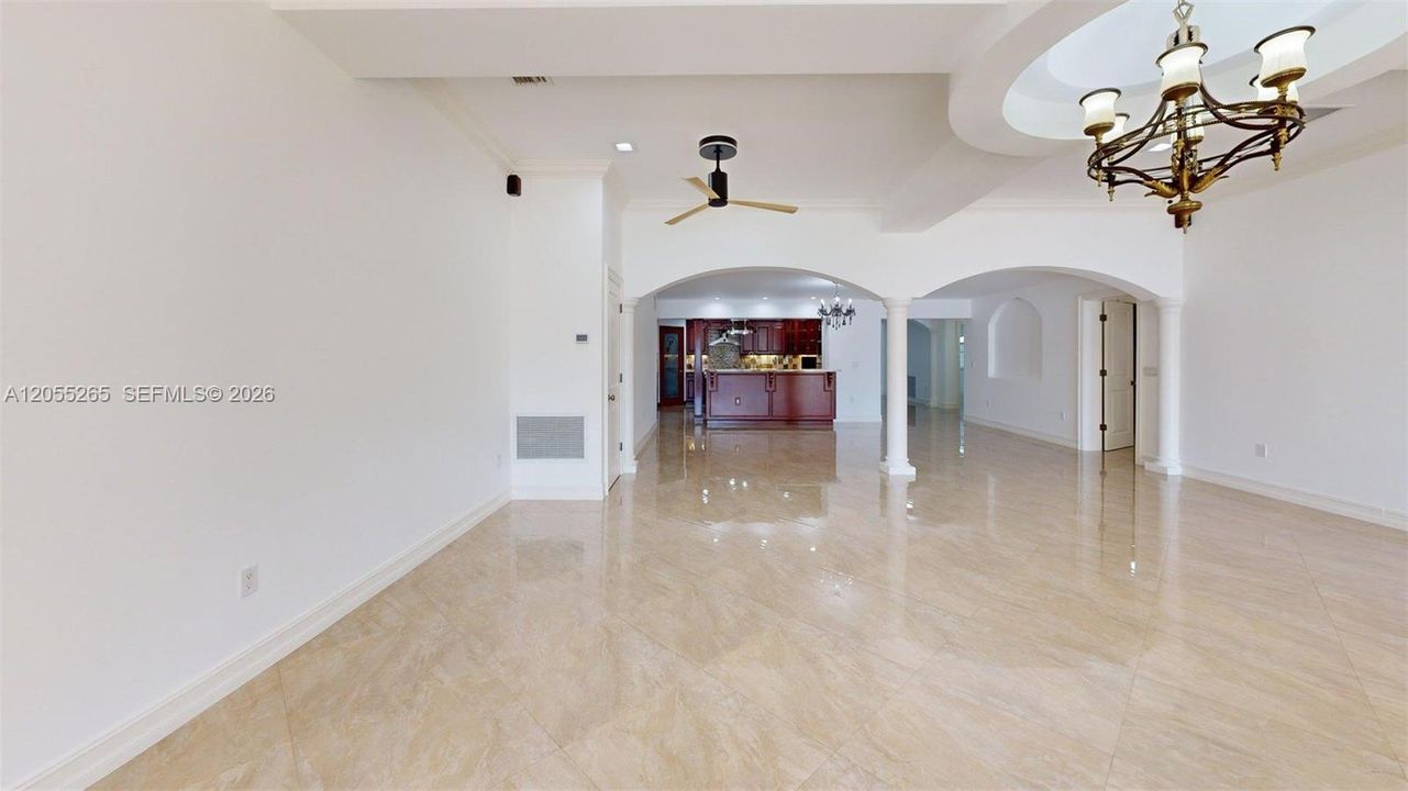 En Venta: $1,595,000 (5 camas, 4 baños, 3315 Pies cuadrados)