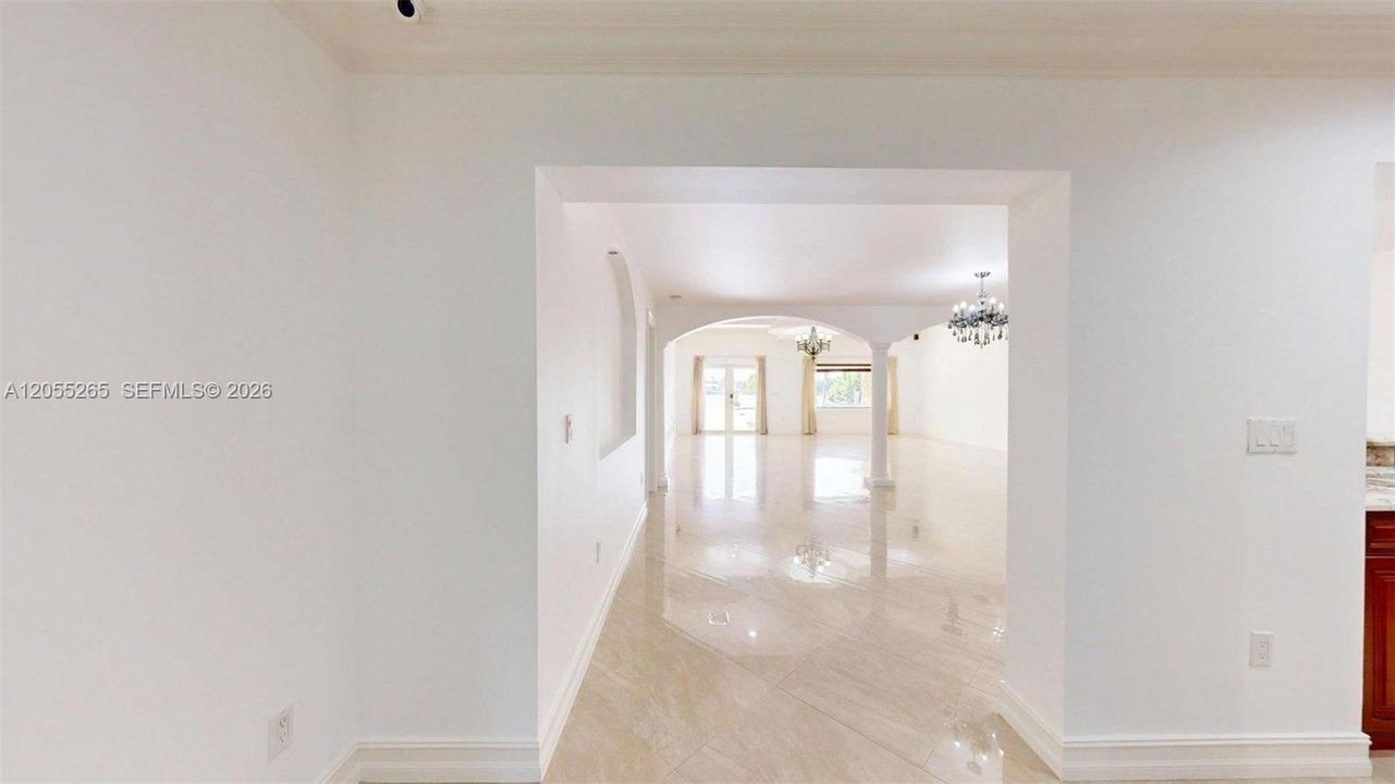 En Venta: $1,595,000 (5 camas, 4 baños, 3315 Pies cuadrados)
