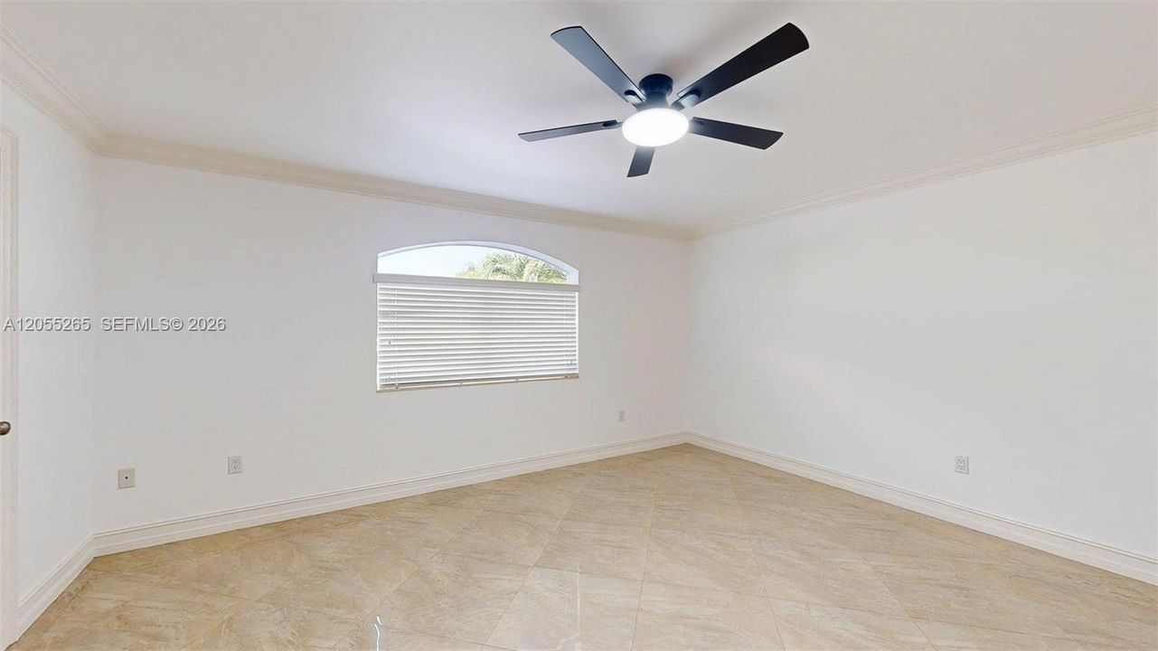 En Venta: $1,595,000 (5 camas, 4 baños, 3315 Pies cuadrados)
