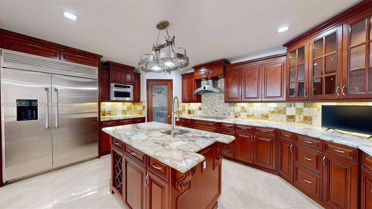 En Venta: $1,595,000 (5 camas, 4 baños, 3315 Pies cuadrados)