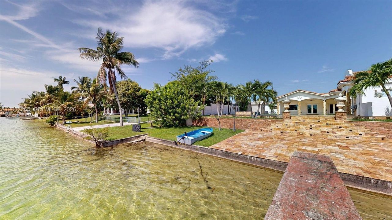 En Venta: $1,595,000 (5 camas, 4 baños, 3315 Pies cuadrados)