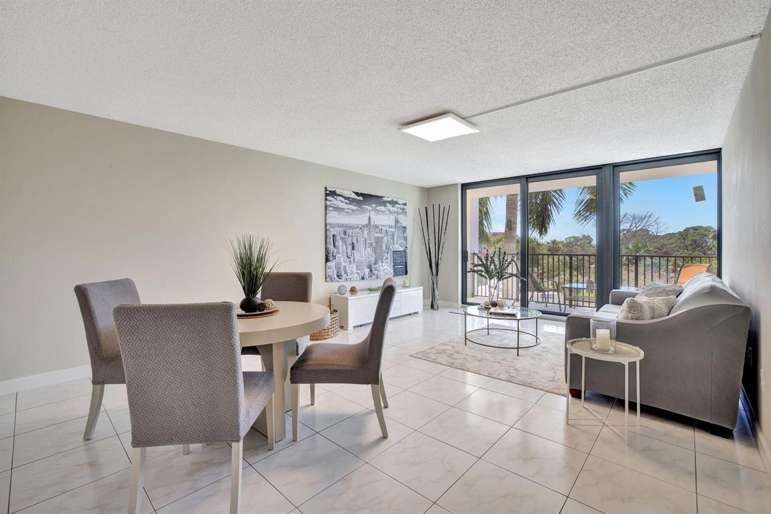 Diningroom-Livingroom
