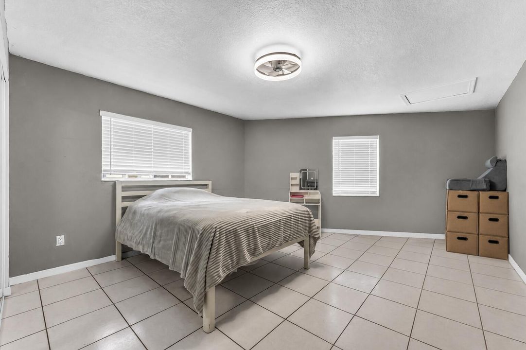 2nd Bedroom