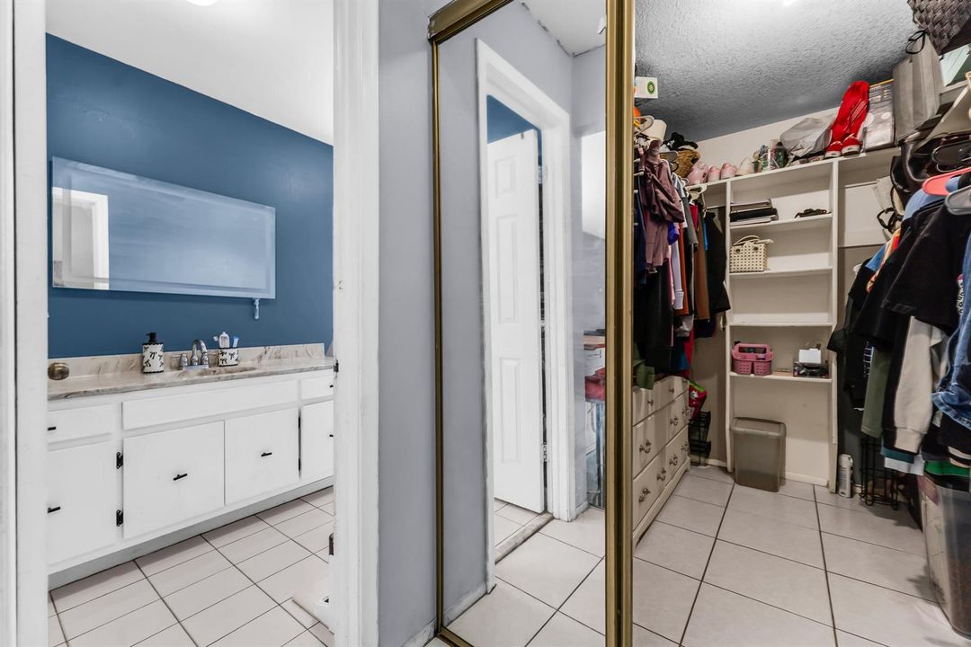 Walk In Closet in 2nd primary bedroom