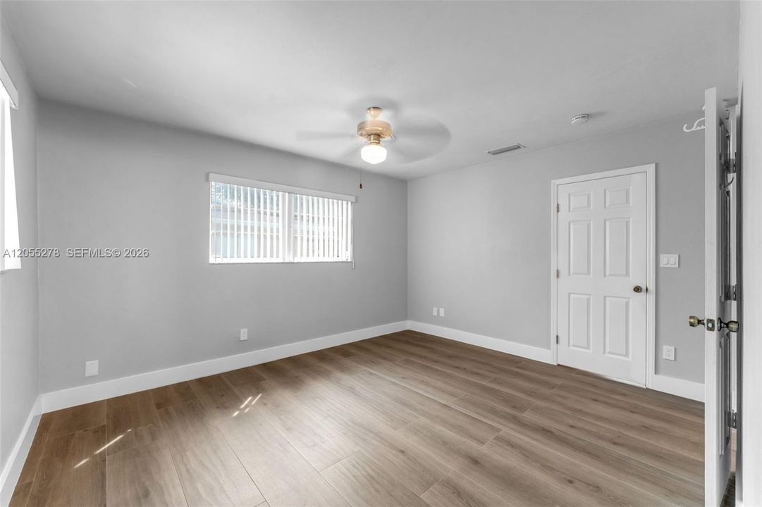 В аренду: $4,800 (4 спален, 3 ванн, 2486 Квадратных фут)