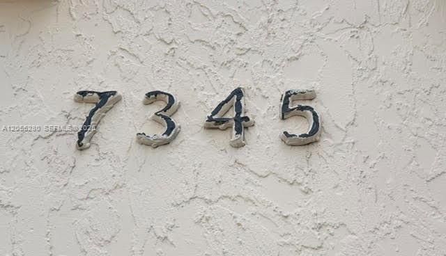 For Sale: $275,000 (2 beds, 2 baths, 1095 Square Feet)