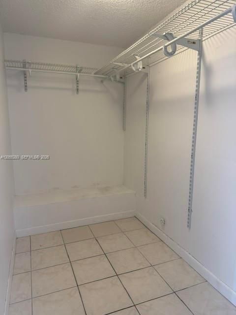 For Sale: $275,000 (2 beds, 2 baths, 1095 Square Feet)