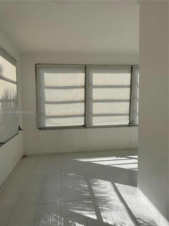 For Rent: $1,795 (2 beds, 2 baths, 980 Square Feet)