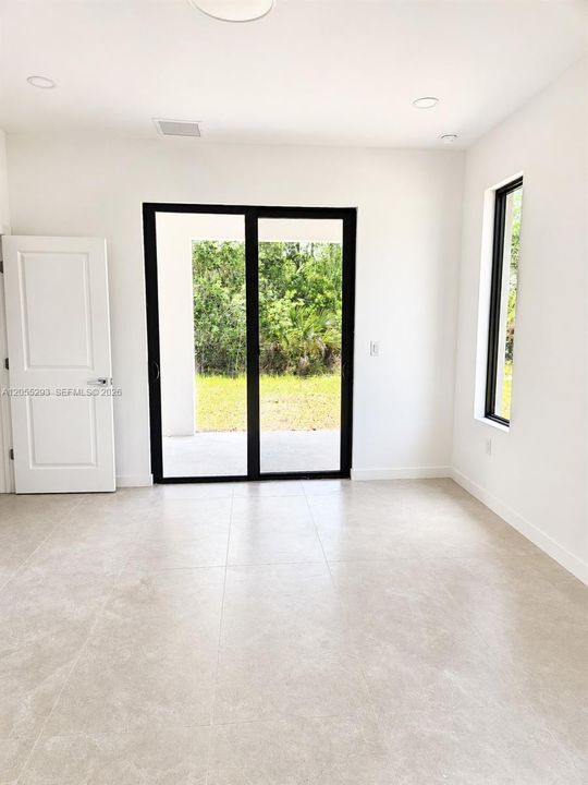 En Venta: $360,000 (4 camas, 2 baños, 0 Pies cuadrados)