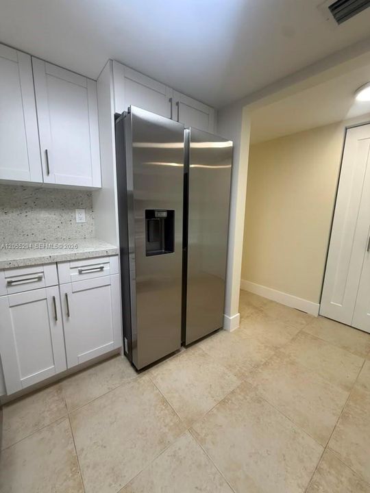 En Renta: $2,400 (1 camas, 1 baños, 1149 Pies cuadrados)