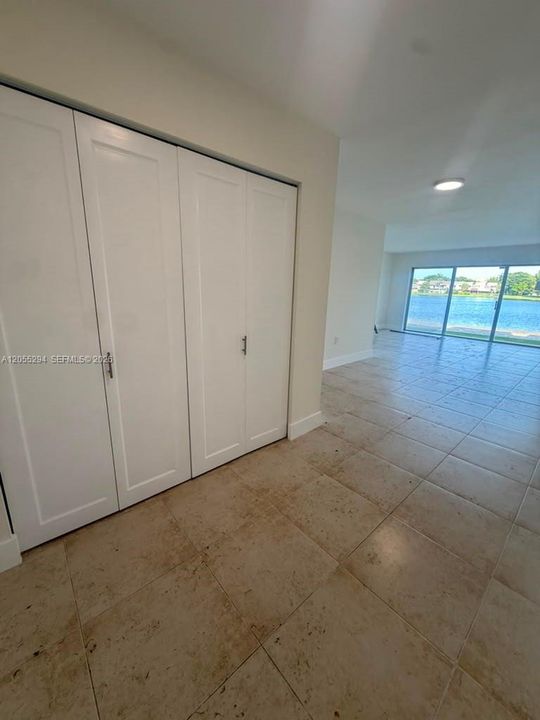En Renta: $2,400 (1 camas, 1 baños, 1149 Pies cuadrados)