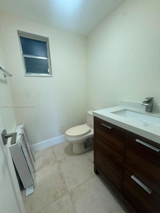 En Renta: $2,400 (1 camas, 1 baños, 1149 Pies cuadrados)
