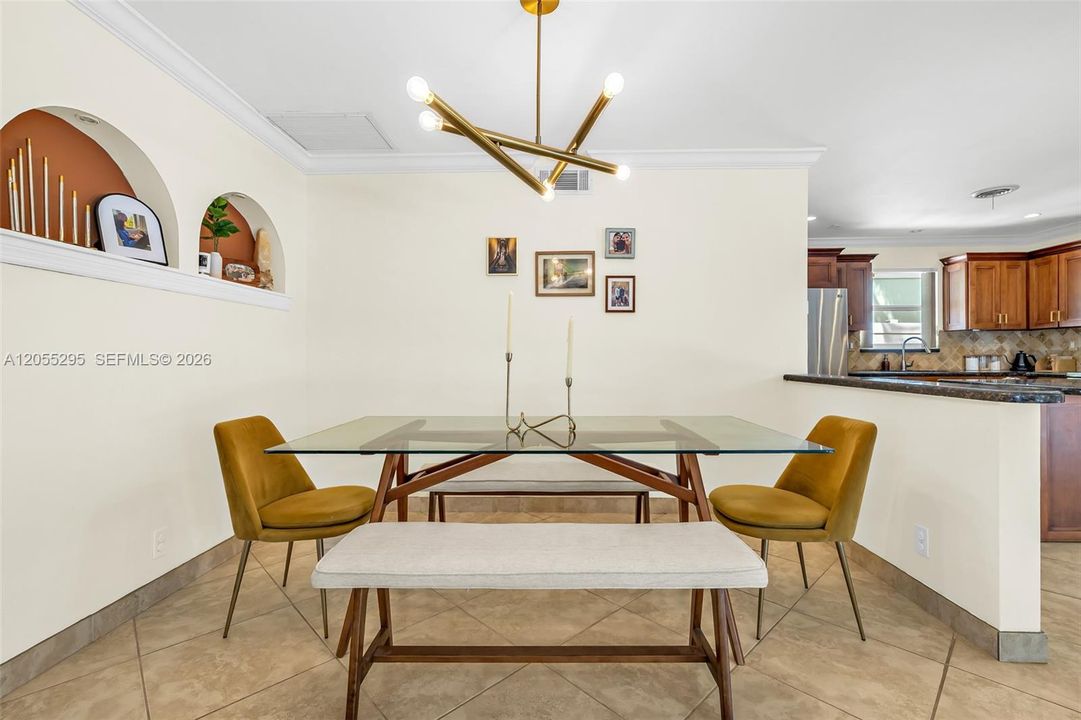 На продажу: $875,000 (3 спален, 2 ванн, 1500 Квадратных фут)