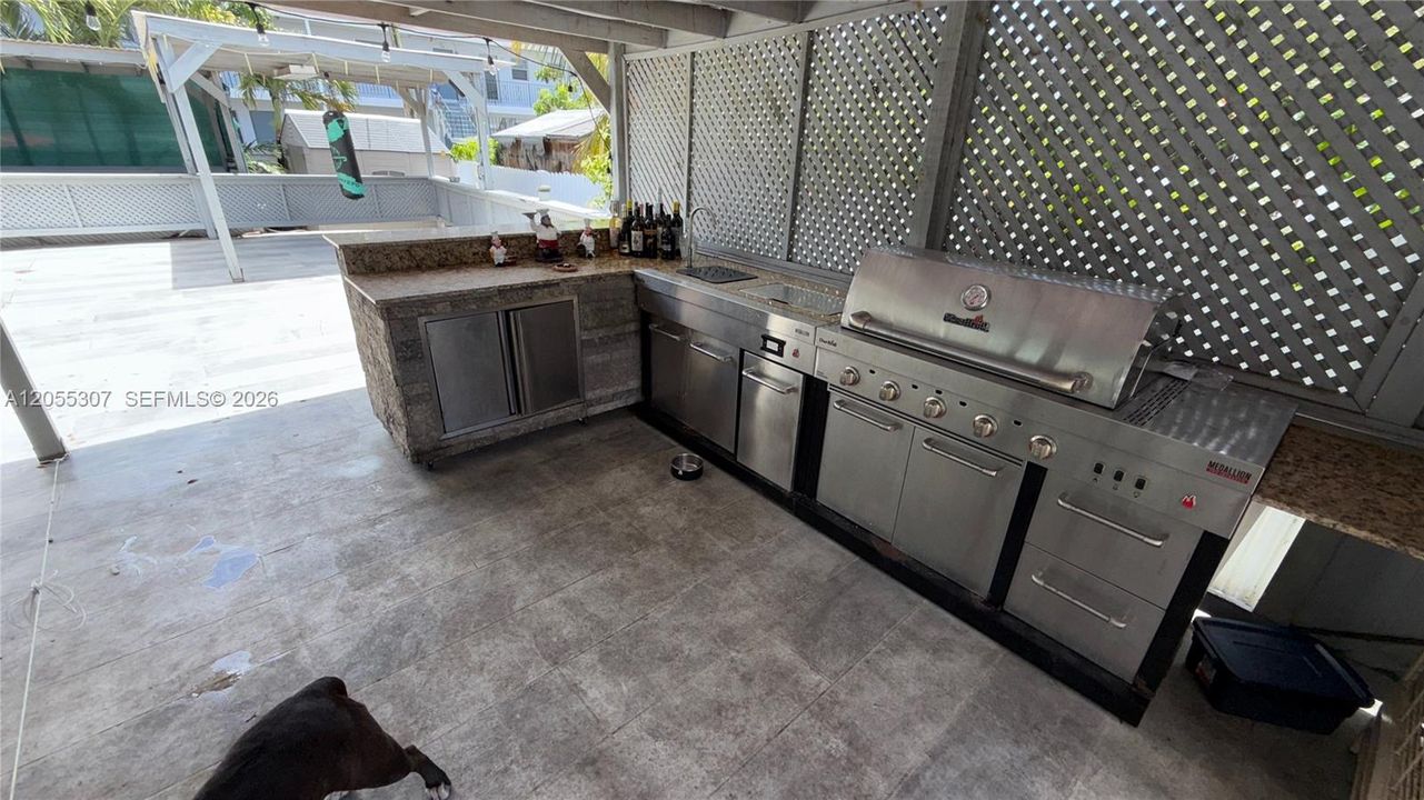 En Venta: $665,000 (3 camas, 2 baños, 1779 Pies cuadrados)