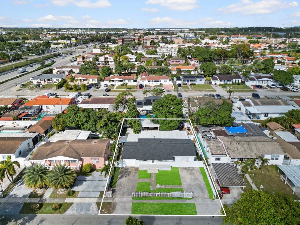 На продажу: $625,000 (3 спален, 2 ванн, 1507 Квадратных фут)