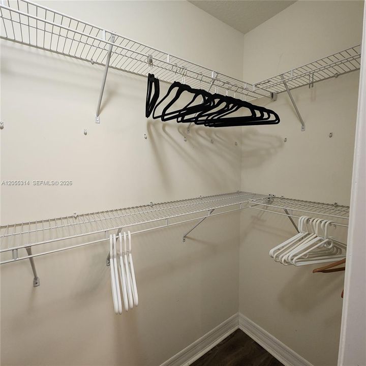 En Renta: $3,900 (3 camas, 2 baños, 1425 Pies cuadrados)