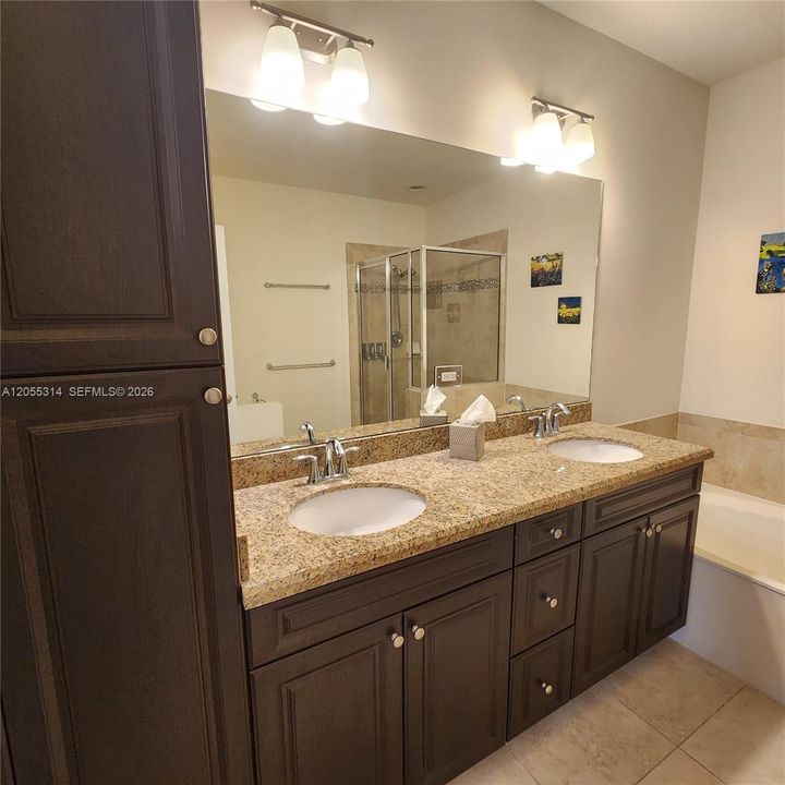 En Renta: $3,900 (3 camas, 2 baños, 1425 Pies cuadrados)