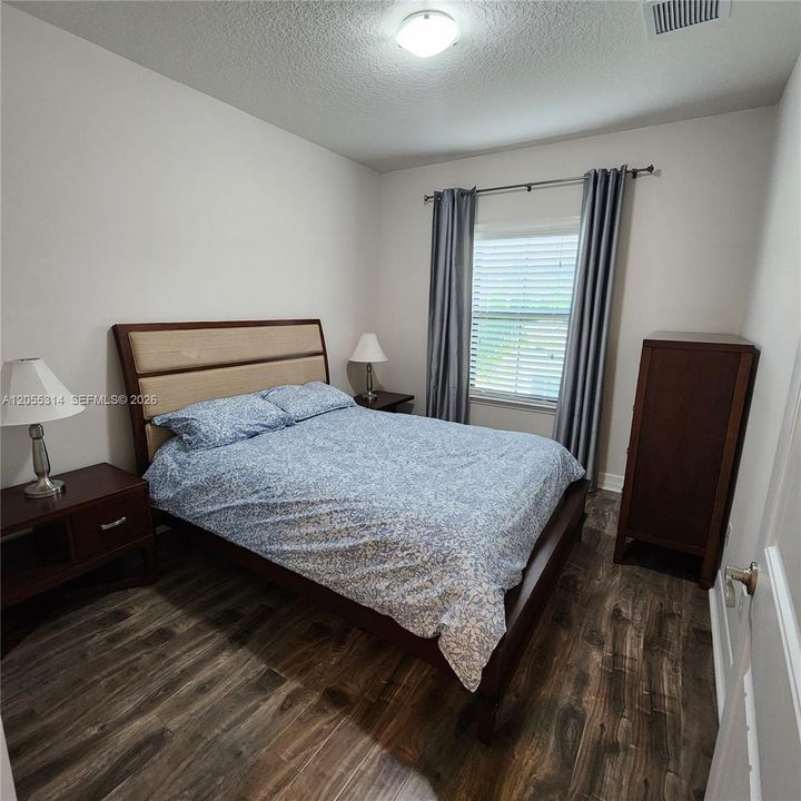 En Renta: $3,900 (3 camas, 2 baños, 1425 Pies cuadrados)