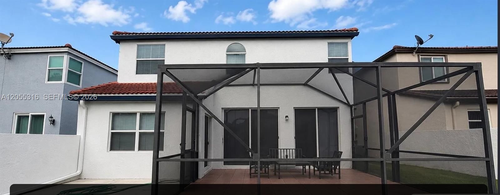 В аренду: $3,500 (3 спален, 2 ванн, 1741 Квадратных фут)