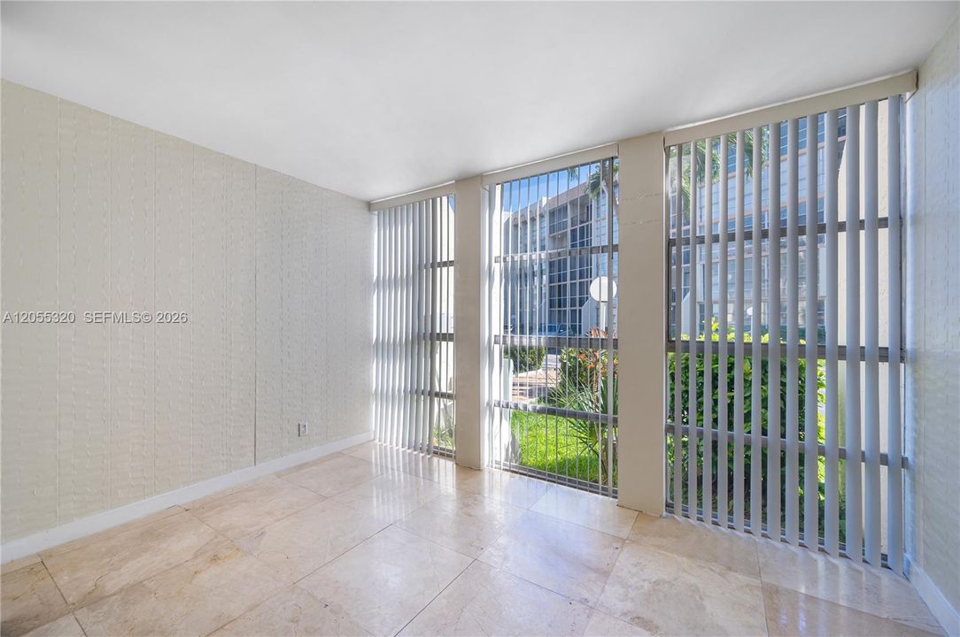 В аренду: $1,850 (1 спален, 1 ванн, 820 Квадратных фут)