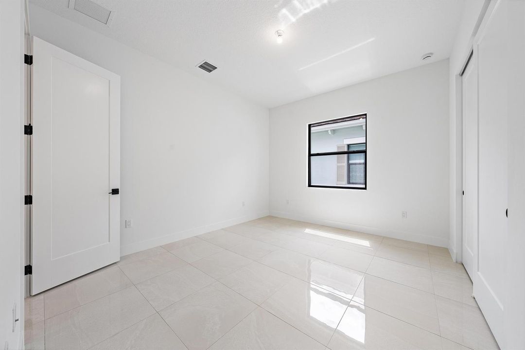 13062 Florida Crane Dr-9