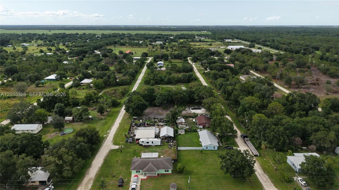 На продажу: $70,000 (0.70 acres)