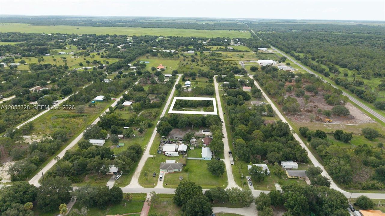 На продажу: $70,000 (0.70 acres)