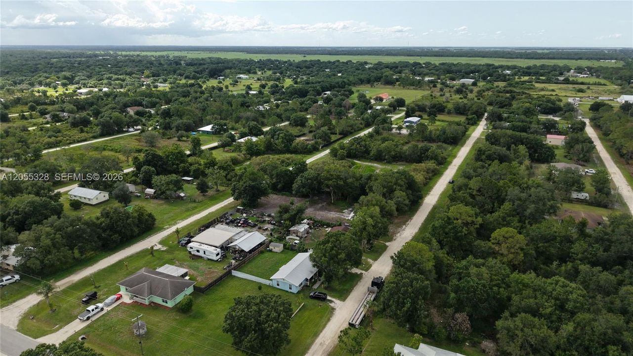 На продажу: $70,000 (0.70 acres)