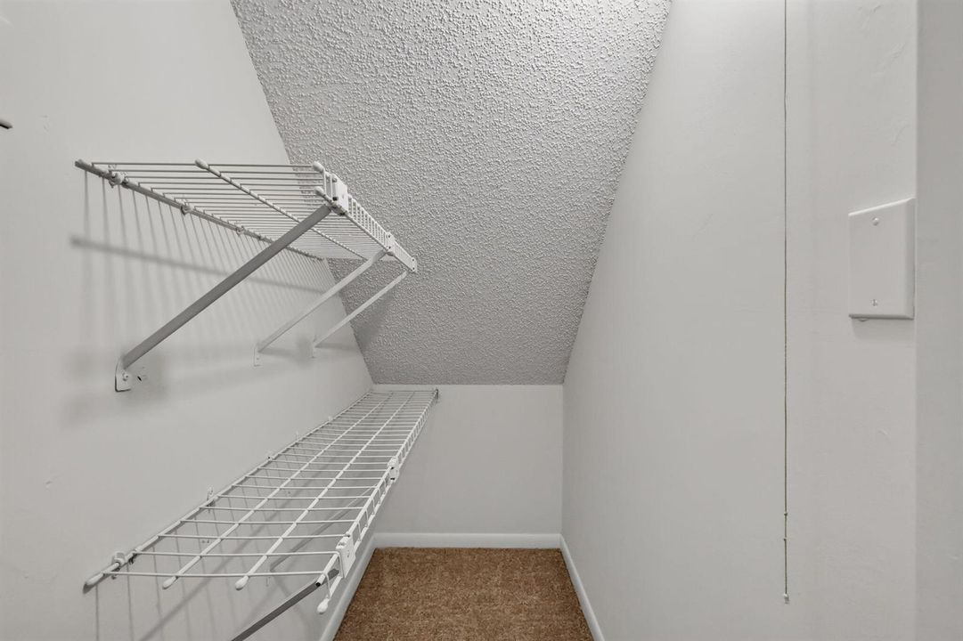 25-web-or-mls-_14A3084