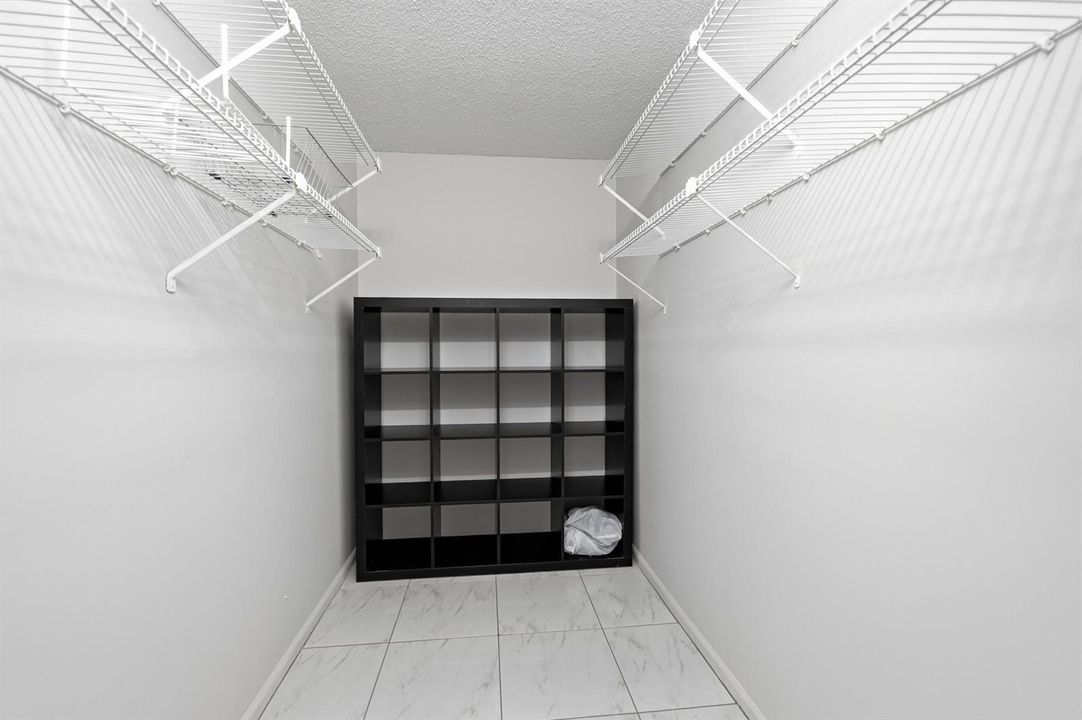 22_stl_4904