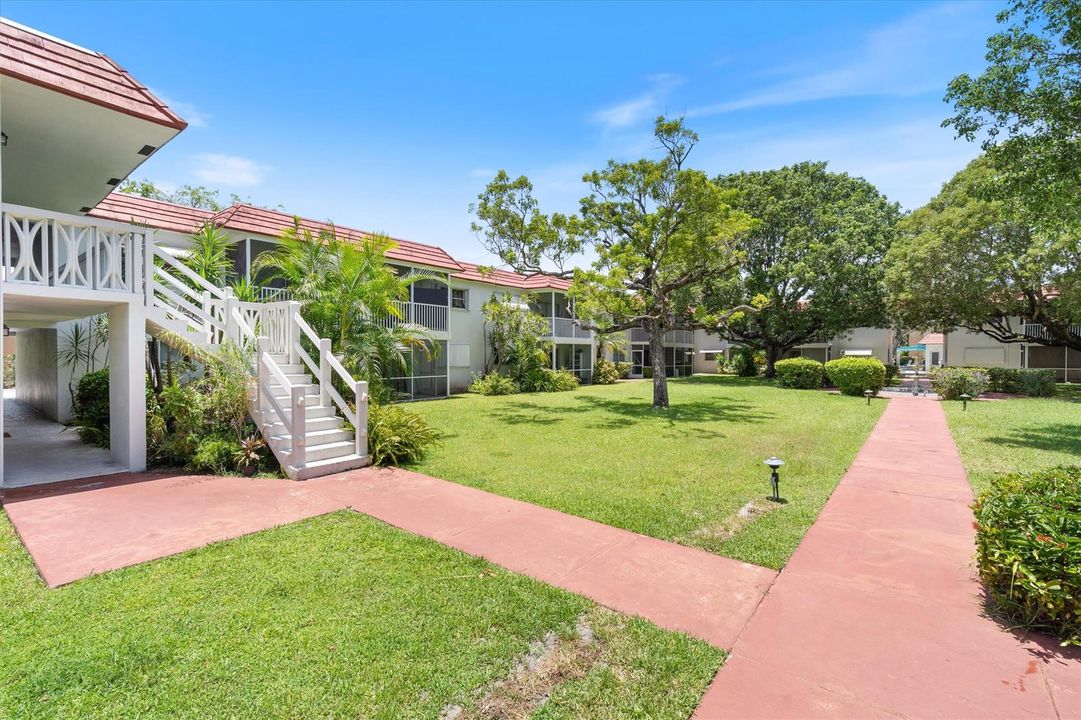 02-899 SE 2nd Ave #203 Deerfield Beach,
