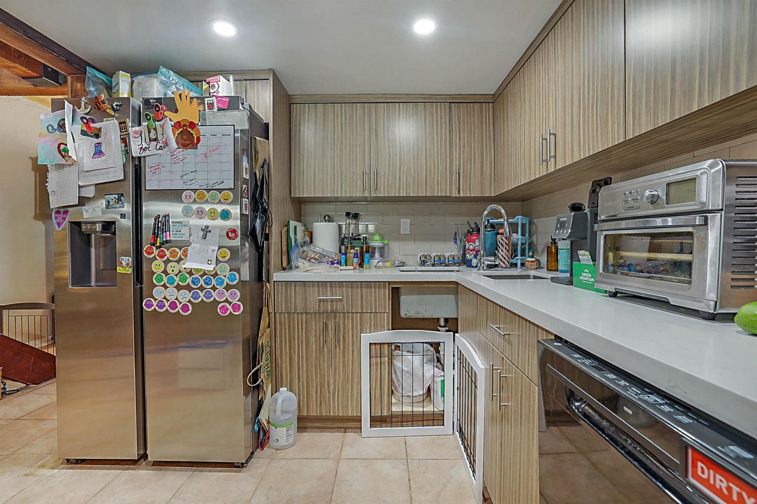 4801 NW 2nd Ave Unit 105 -11