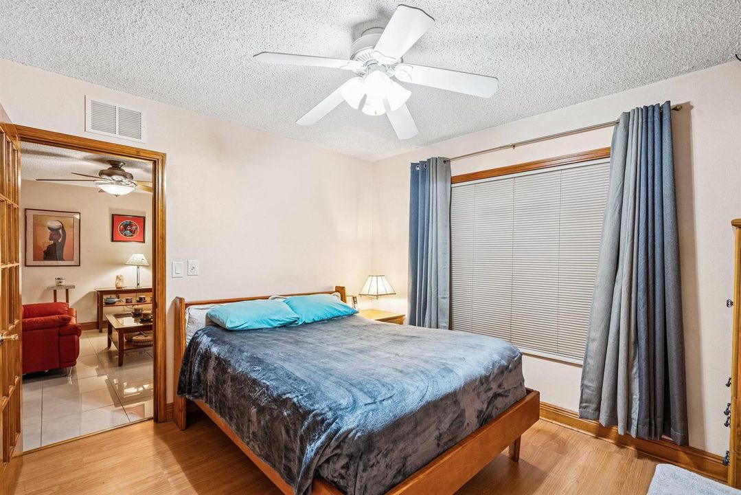 024-2655DorsonWay-DelrayBeach-FL-33445-S