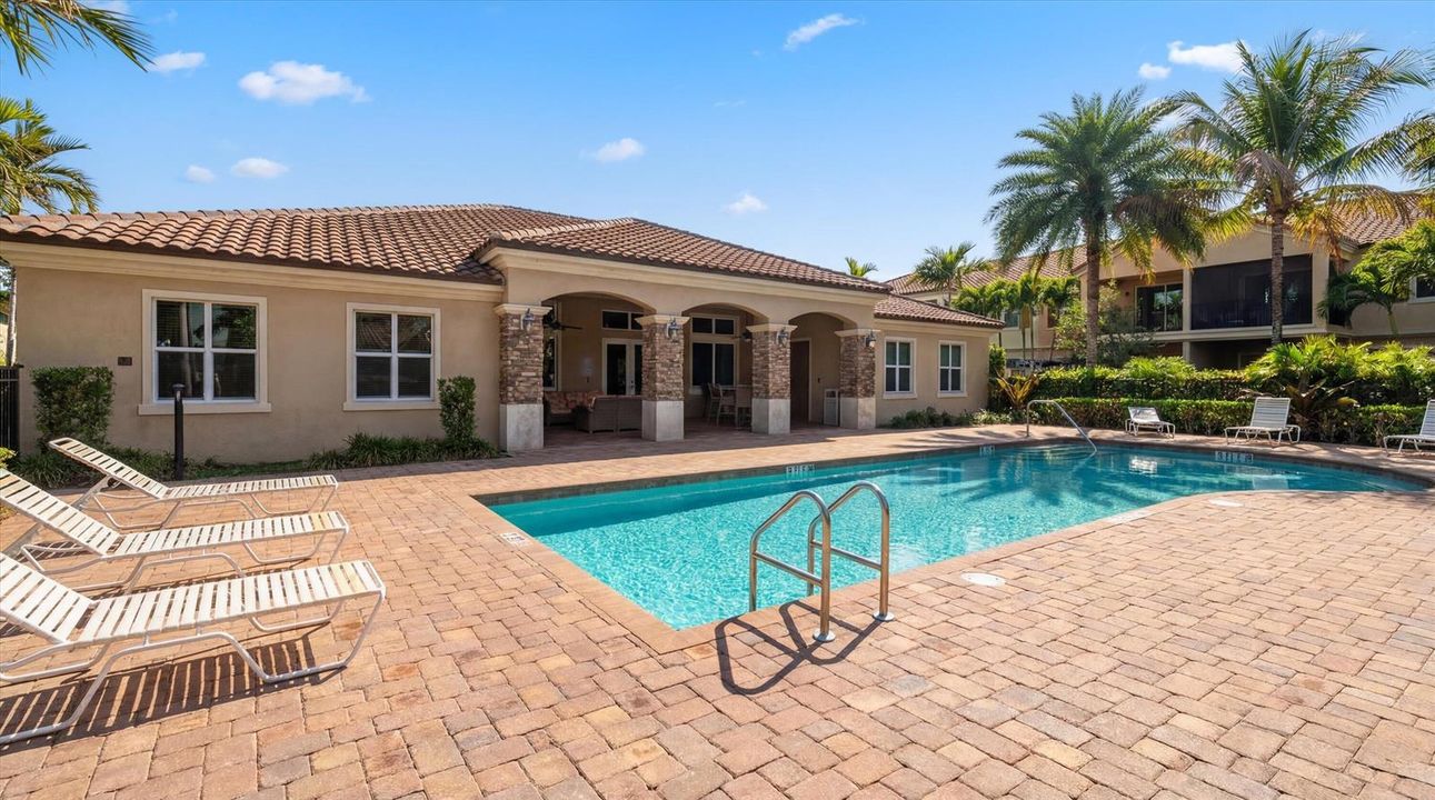 54-15600 Italian Cypress Wy