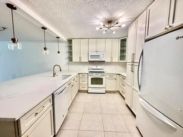 Open Kitchen