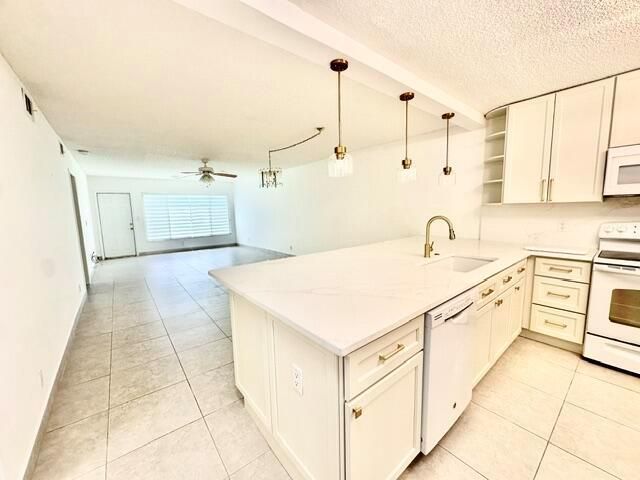 Open Kitchen