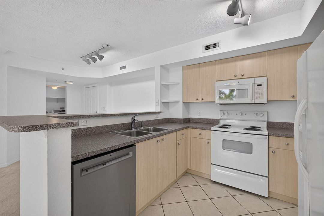 Kitchen 2
