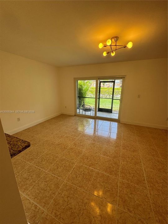 En Renta: $2,800 (3 camas, 2 baños, 1500 Pies cuadrados)